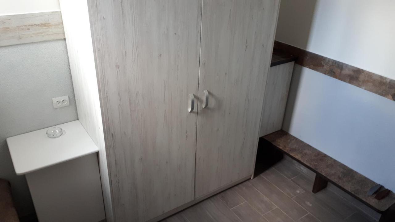 Окремі Номери В Гостьовому Будинку Типу Guest House كرابيفنيتسكي المظهر الخارجي الصورة